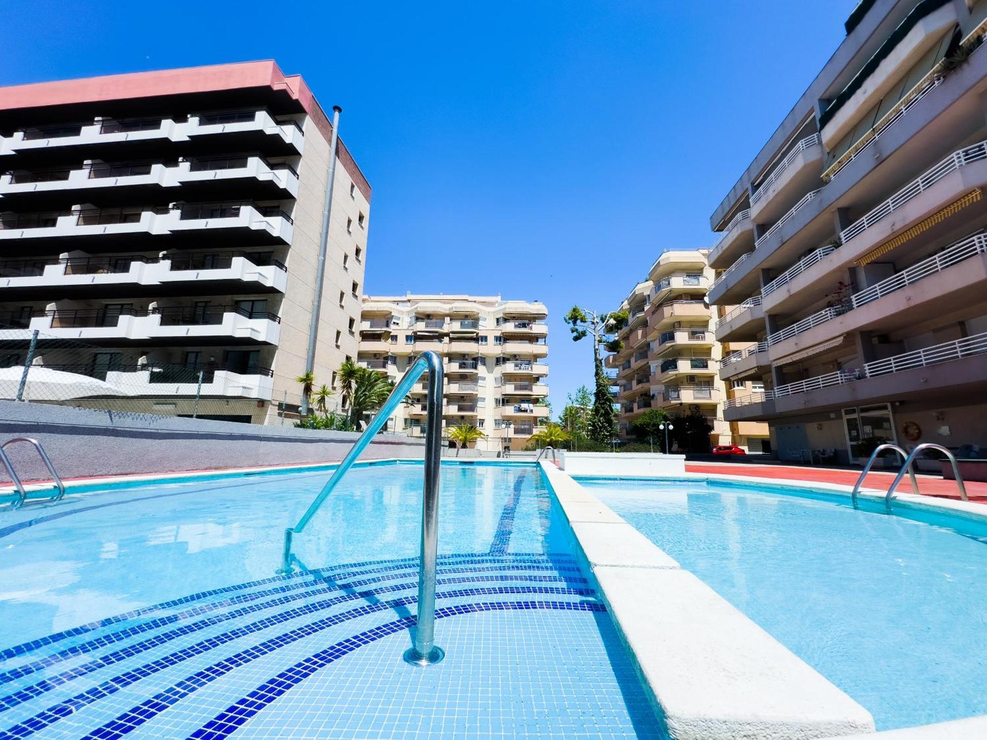 Rentalmar Zahara Family Suites Салоу Екстер'єр фото